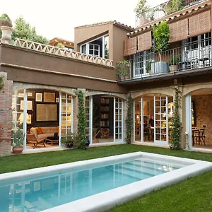 https://llimona-suites.topcostabravahotels.com